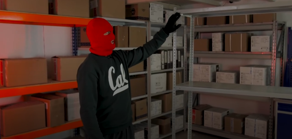 как тестировали стеллаж 100 кг 2.png